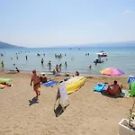 In With Sea View, Balcony, Air Conditioning, Wi-fi Duće