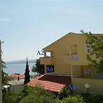 In With Sea View, Balcony, Air Conditioning, Wi-fi