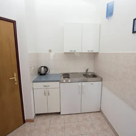 Apartment In With Sea View, Balcony, Air Conditioning, Wi-fi *