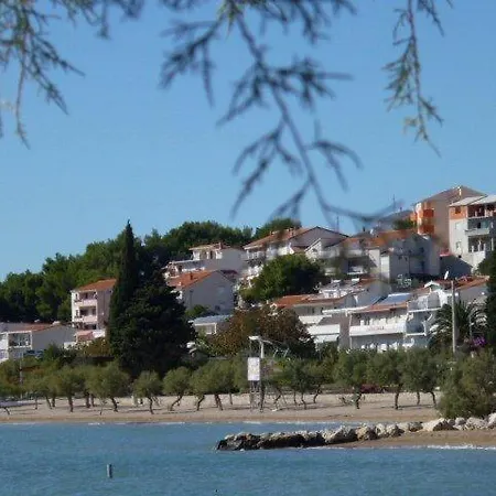 In With Sea View, Balcony, Air Conditioning, Wi-fi Duce